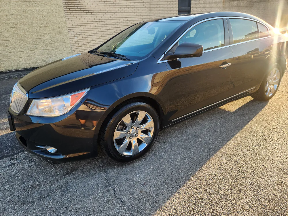 2010 Buick Lacrosse CXL image indicator(2)