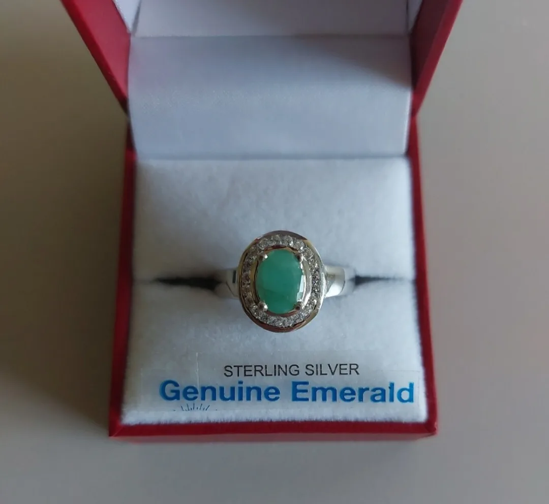 Emerald Sterling Silver Ring 7.5 thumbnail