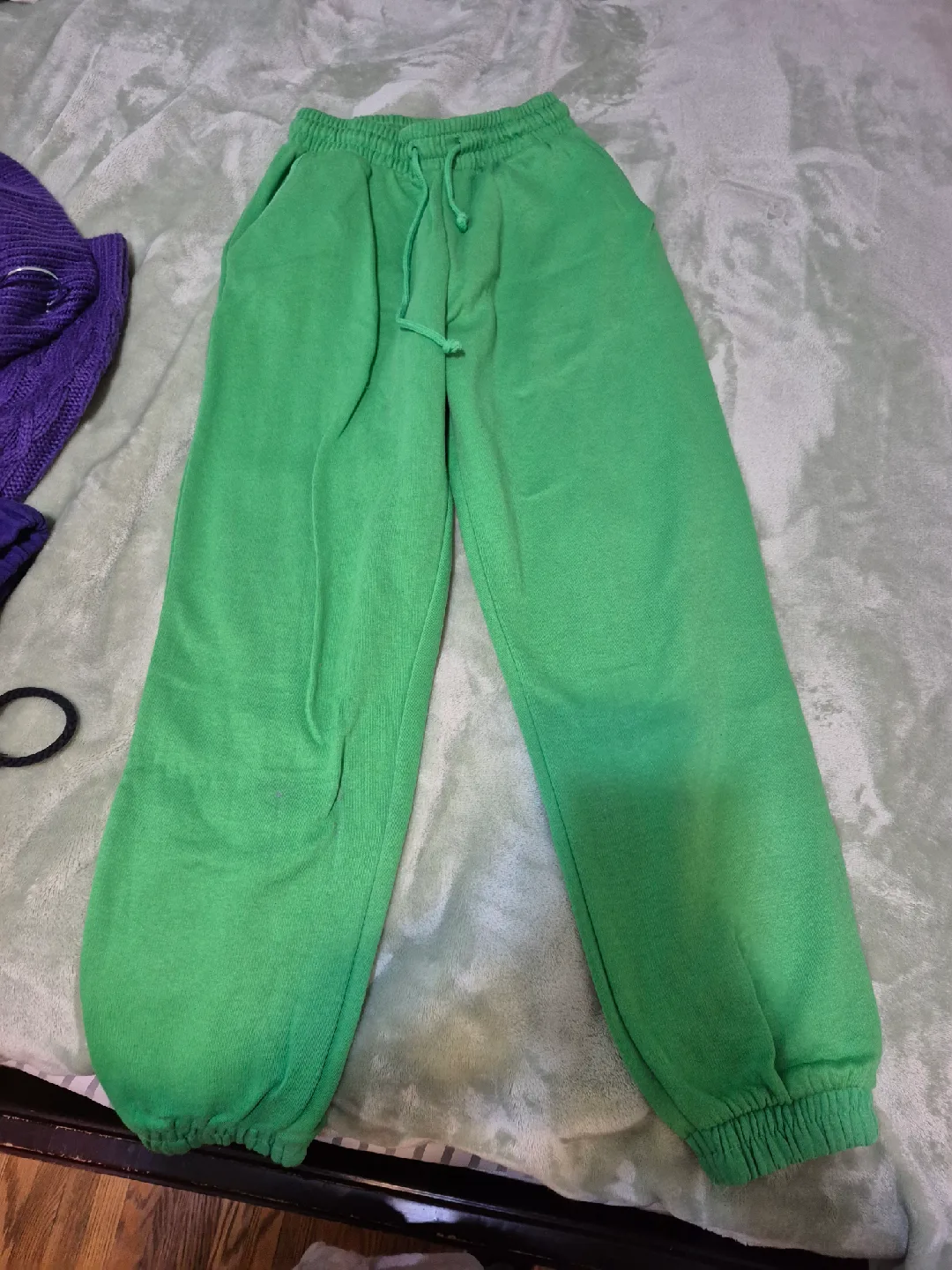 Zara Green Sweatpants - Size S thumbnail