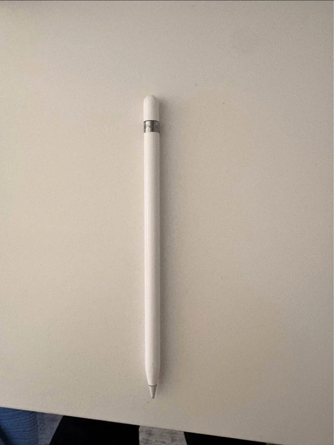 Apple Pencil 2nd Generation - Like New image indicator(2)
