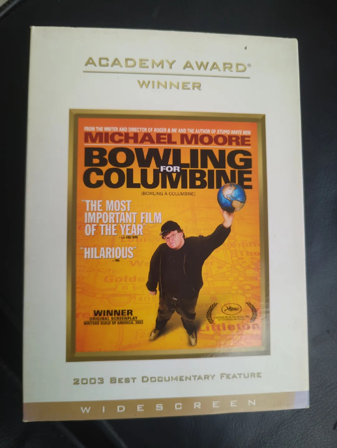 Bowling for Columbine - Michael Moore DVD thumbnail