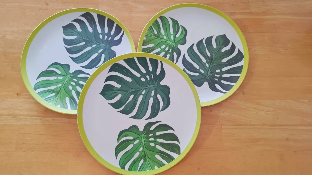 Set of 3 Tropical Leaf Plates 🥕 thumbnail