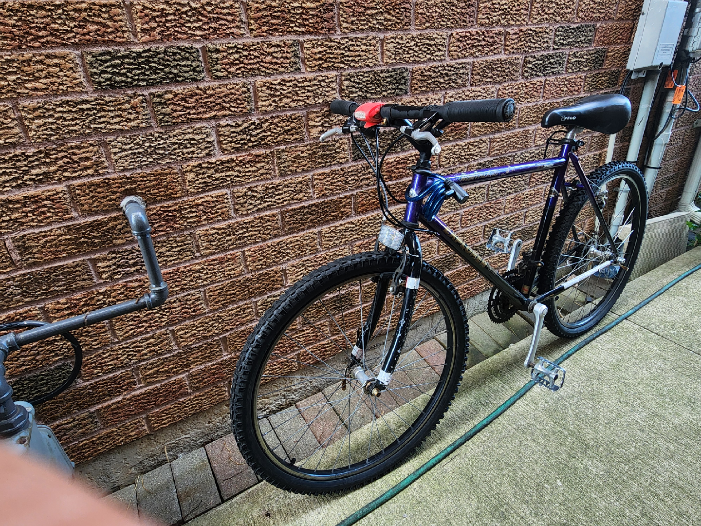 Explorer Mountain Bike - Oversize Tubing