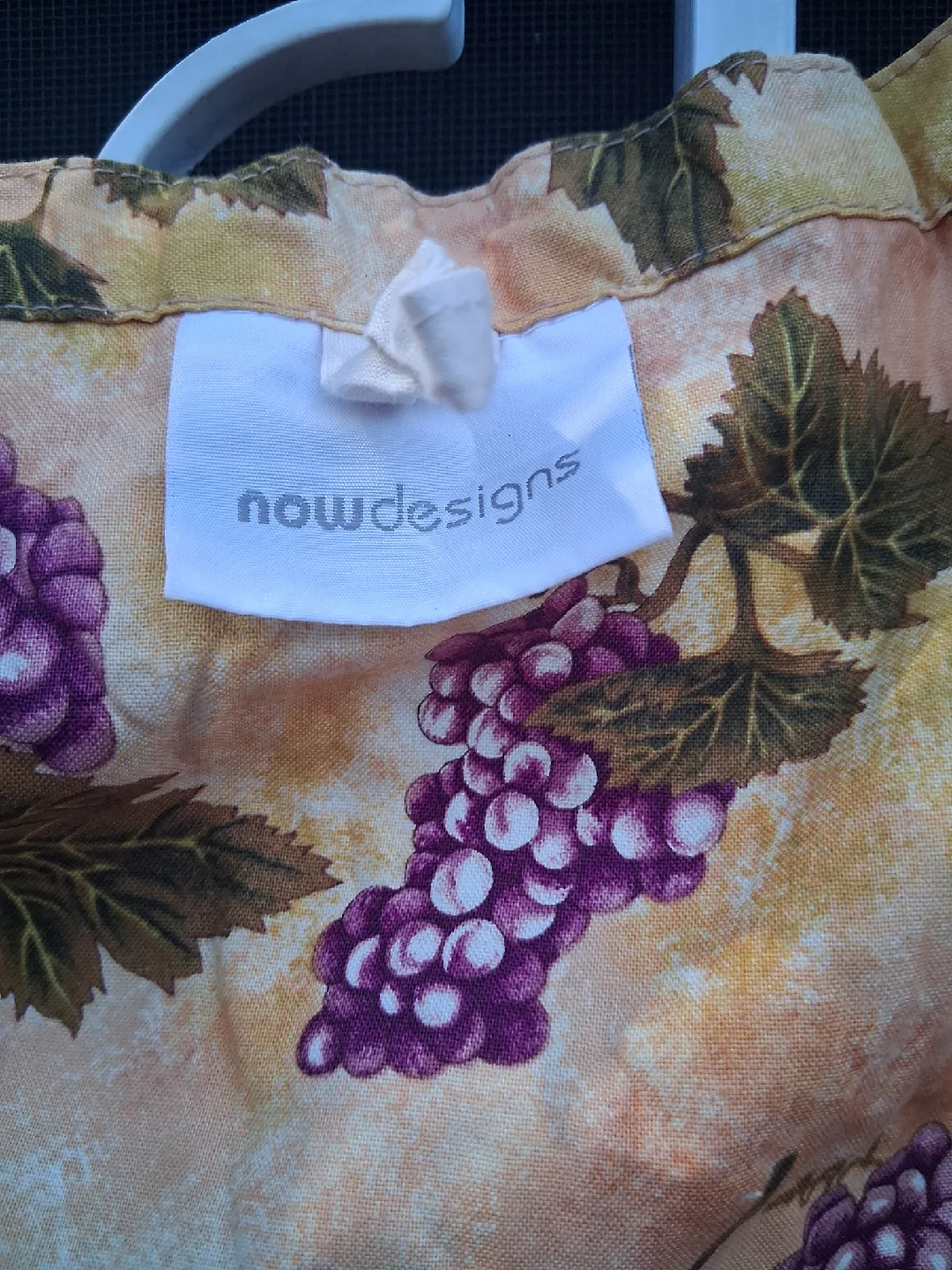 Now Designs Apron - Grape Pattern image indicator(3)