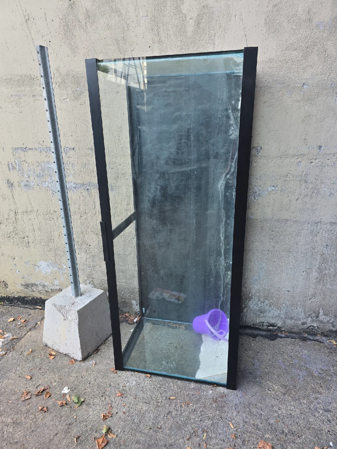 Used Fish Tank thumbnail