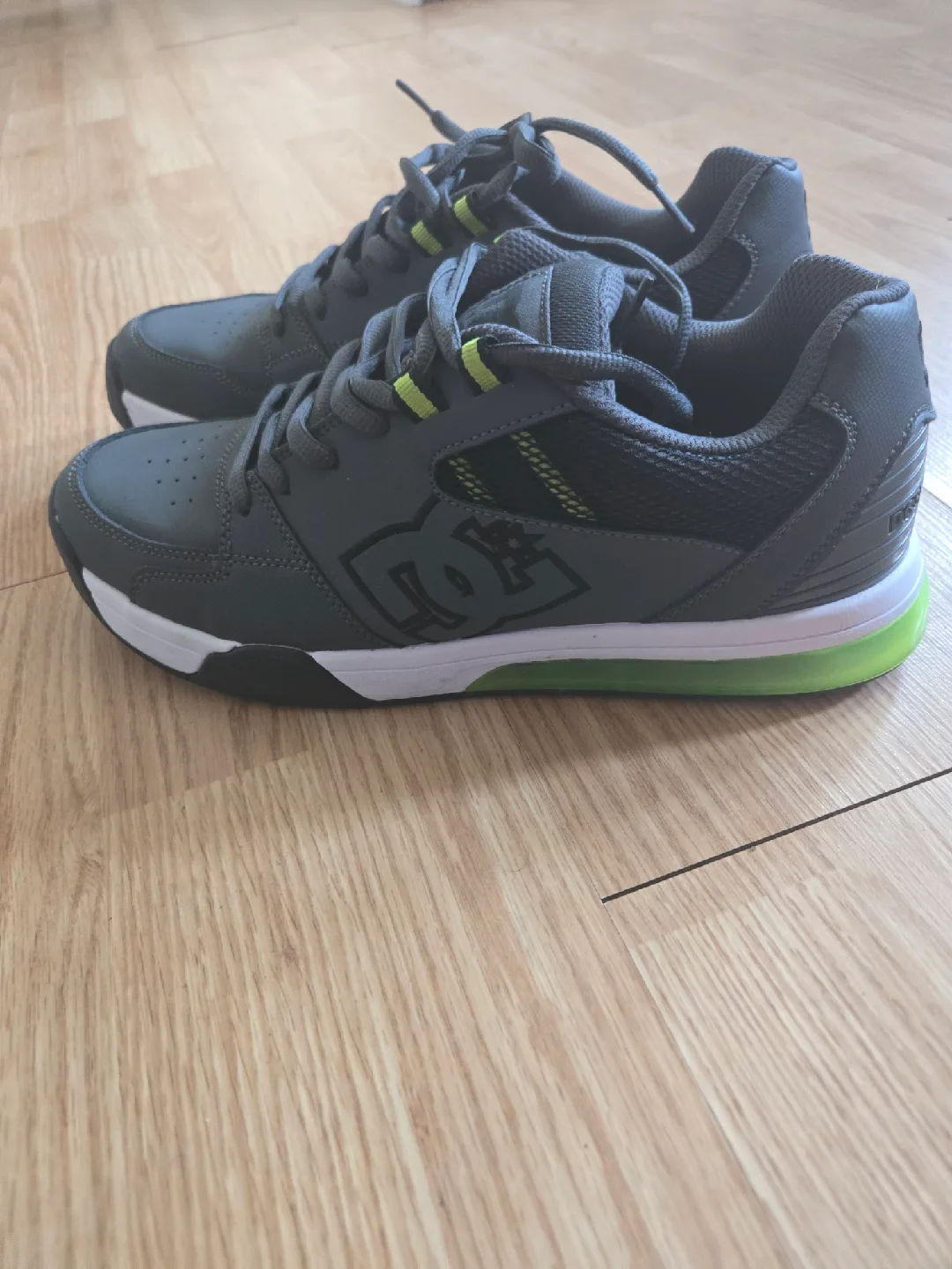 DC Shoes, Grey and Green thumbnail