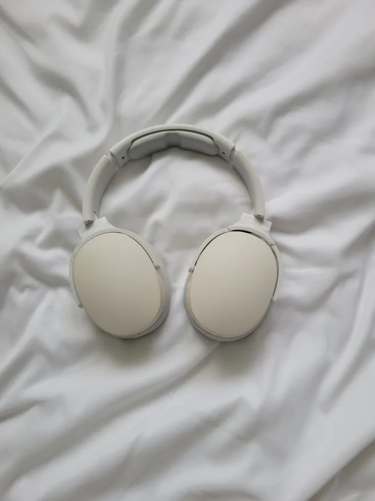 Skullcandy Hesh 3 Wireless Headphones - White