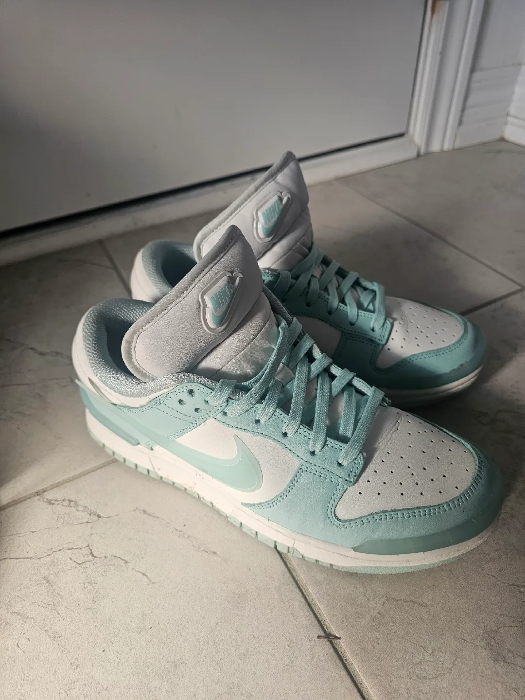 Nike Dunk High Summit White/Light Blue (Size 8.5) image indicator(2)