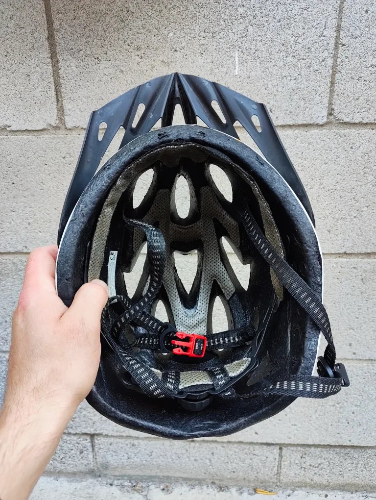 Sport Adult Bike Helmet image indicator(3)