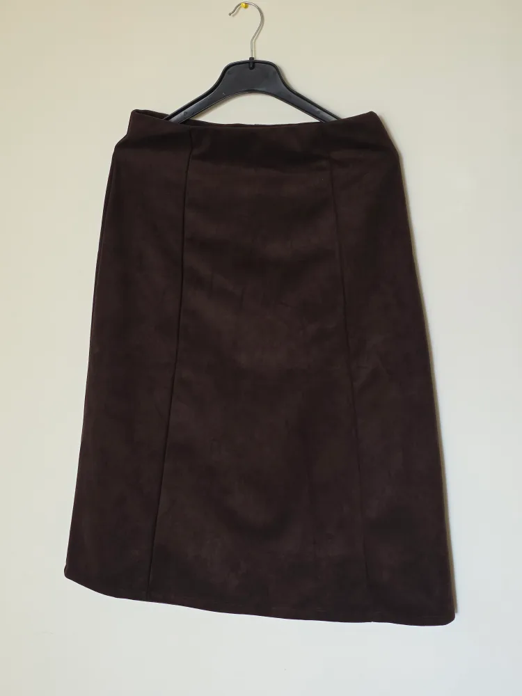 New tagged H&M Brown Suede Skirt - Size M thumbnail