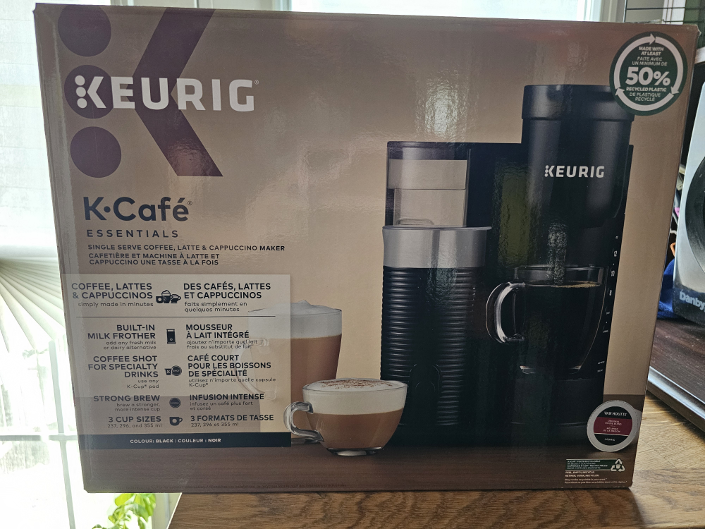 Keurig K-Cafe Essentials Single Serve Coffee Maker Milk Frother