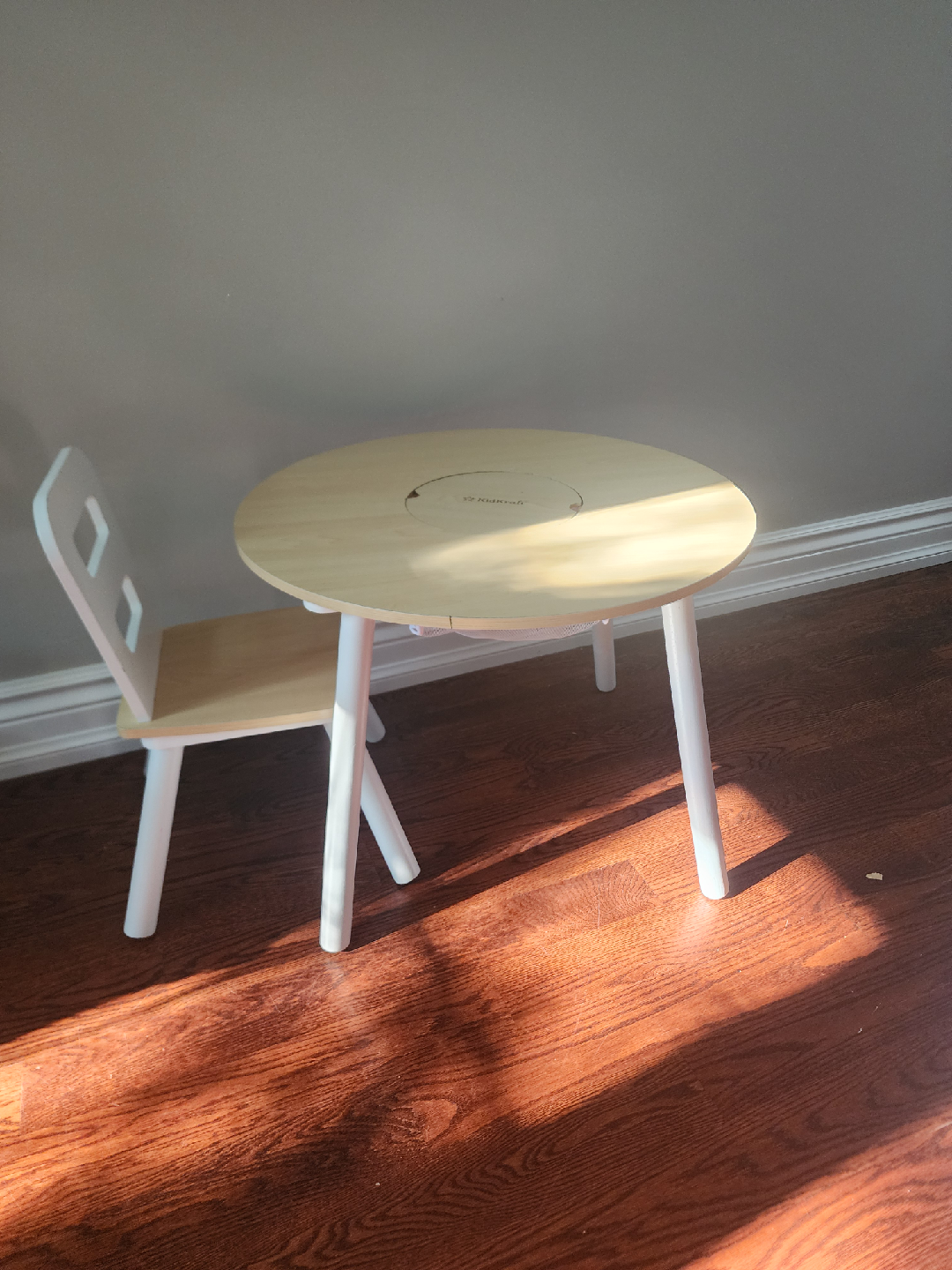 Kids Table and Chair Set - photo 2