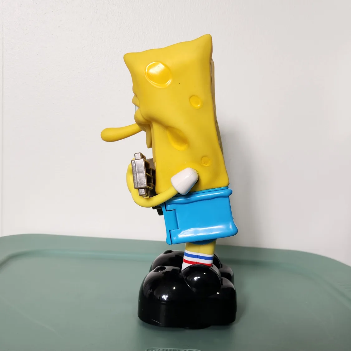 Spongebob ripped pants toy 🥕 image indicator(3)