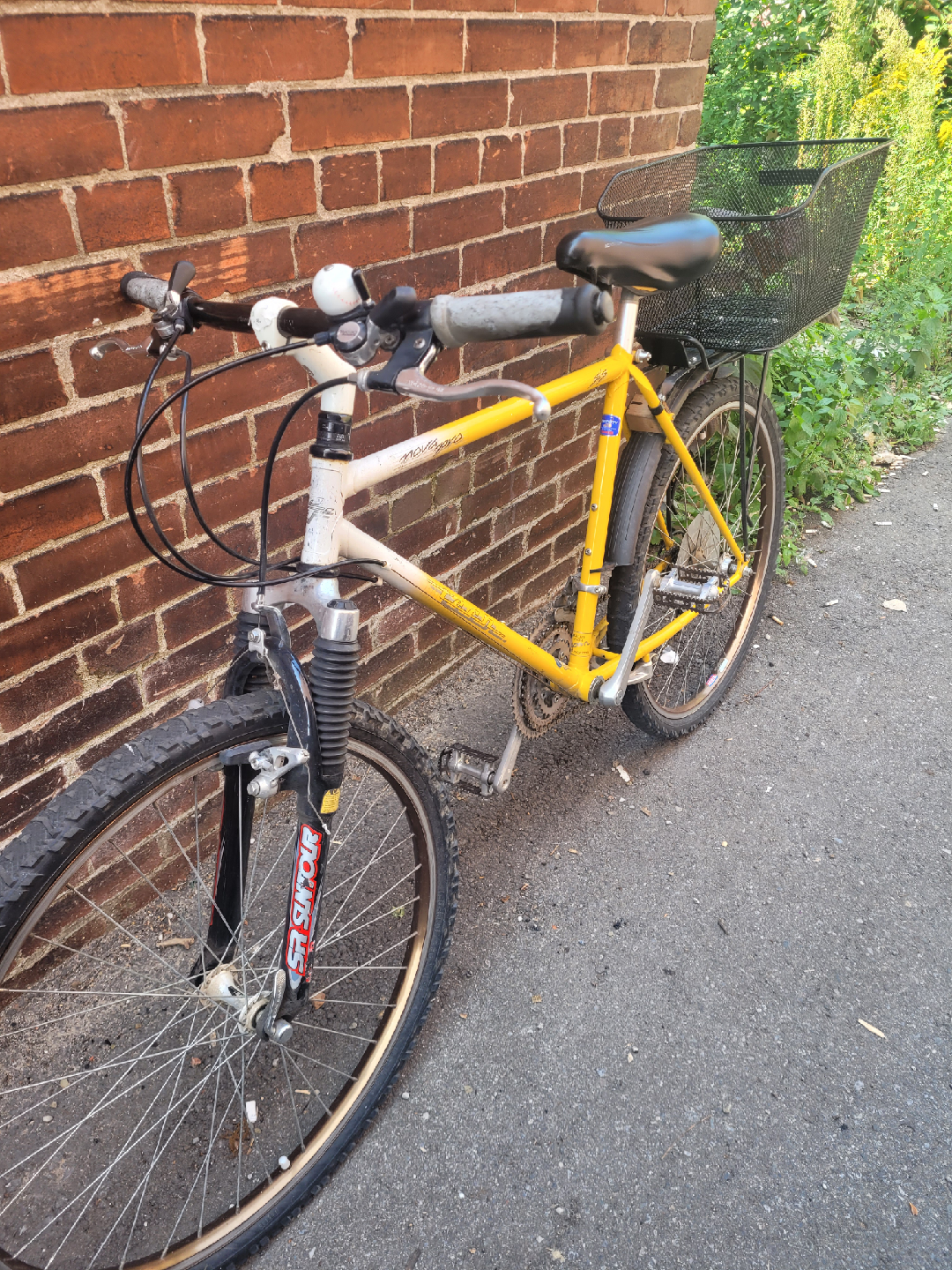 Yellow Mountain Bike - photo 2
