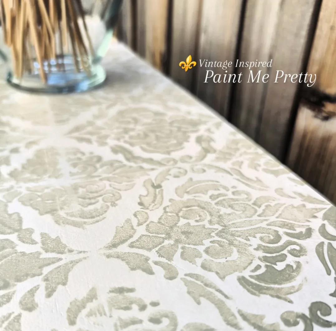 Vintage Cream Painted Accent Table image indicator(10)