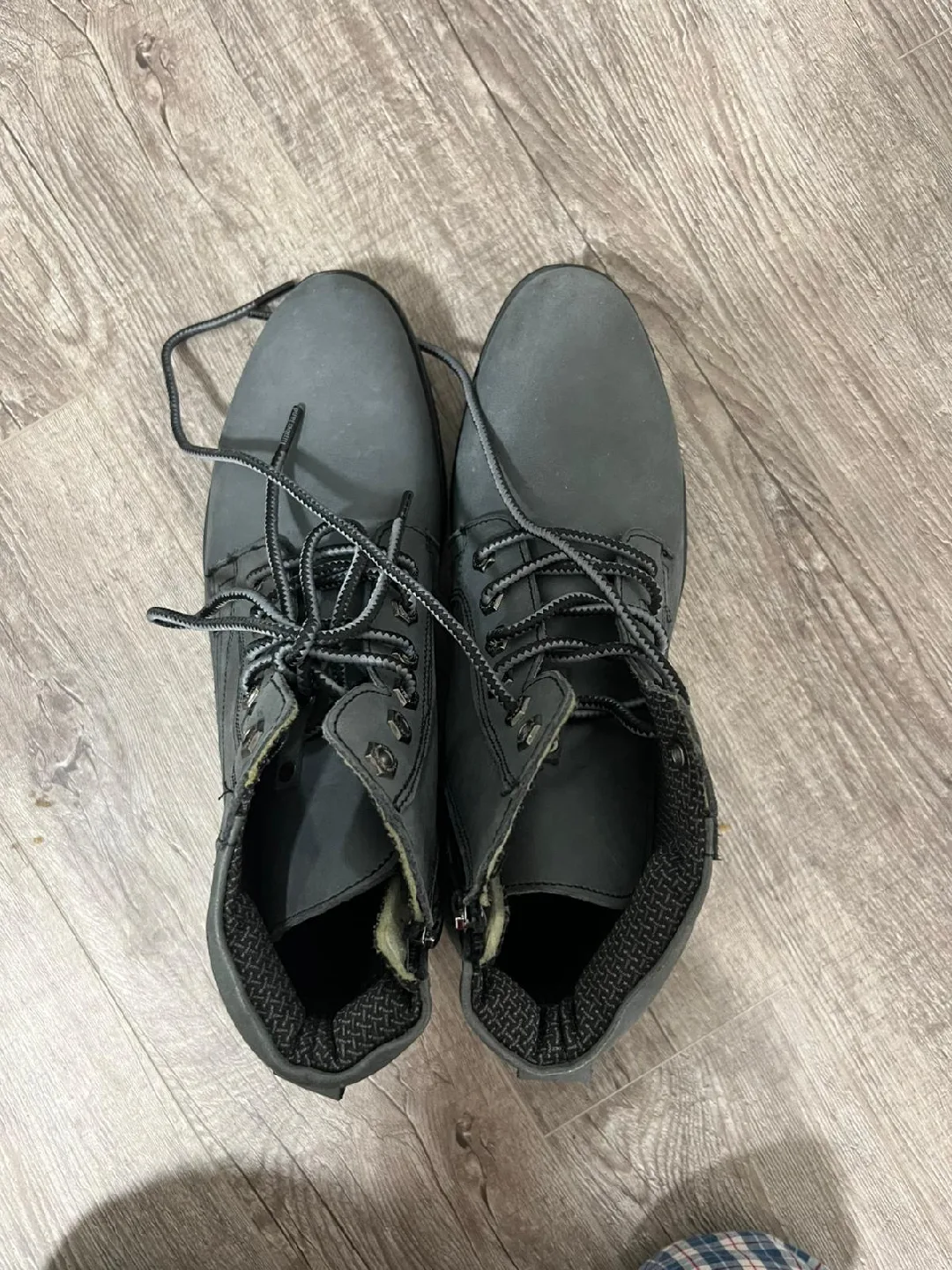 Grey Ankle Boots / Snow Boots image indicator(4)