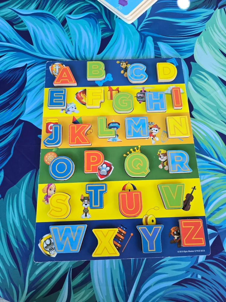 Paw Patrol Alphabet Puzzle thumbnail