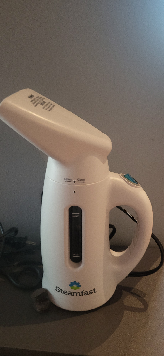 Steamfast SF-407 Fabric Steamer 🥕