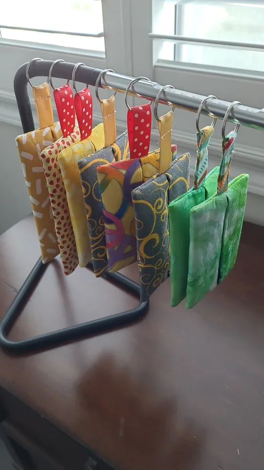 Handmade Fabric functional wallet  Keychains image indicator(2)