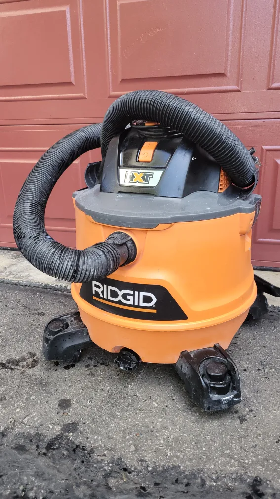 60L, 6HP Ridgid NXT Wet/Dry Vac thumbnail