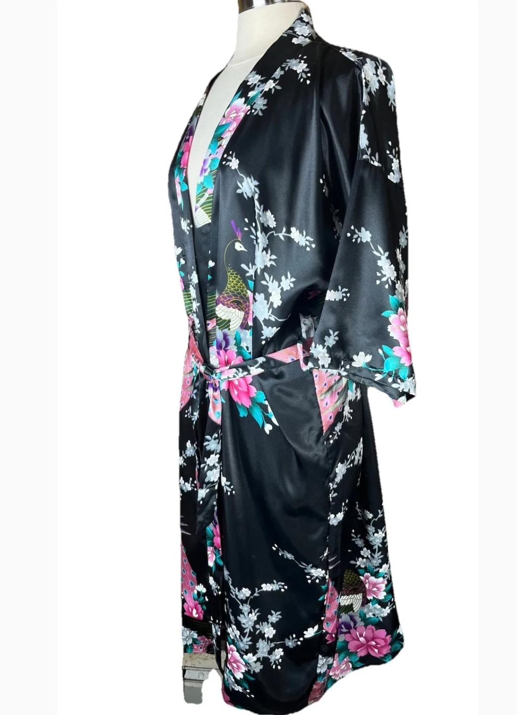 ladies  brand new  Robe image indicator(3)