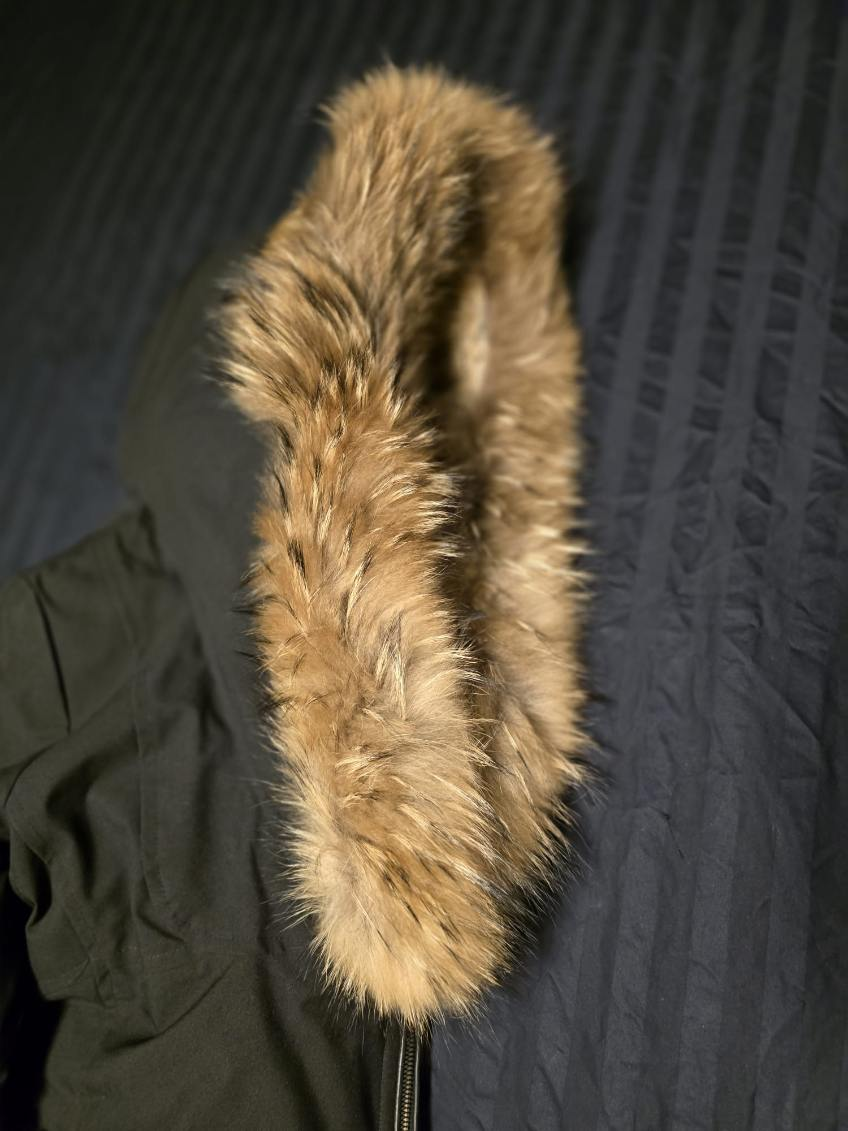 Canadian heritage Radsack Black Winter Jacket w/ Fur Hood - photo 2