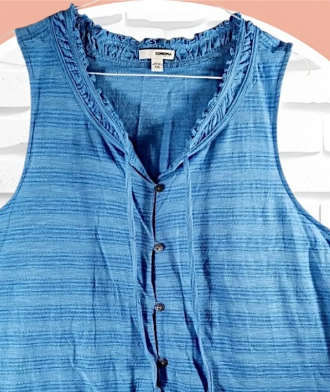 🥕 Sz Lrg Sleeveless Embroidery  Button Up Top image indicator(4)