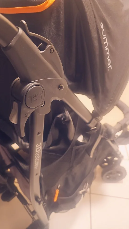 Summer Infant 3D tote CS- Convenience Stroller - Black image indicator(8)