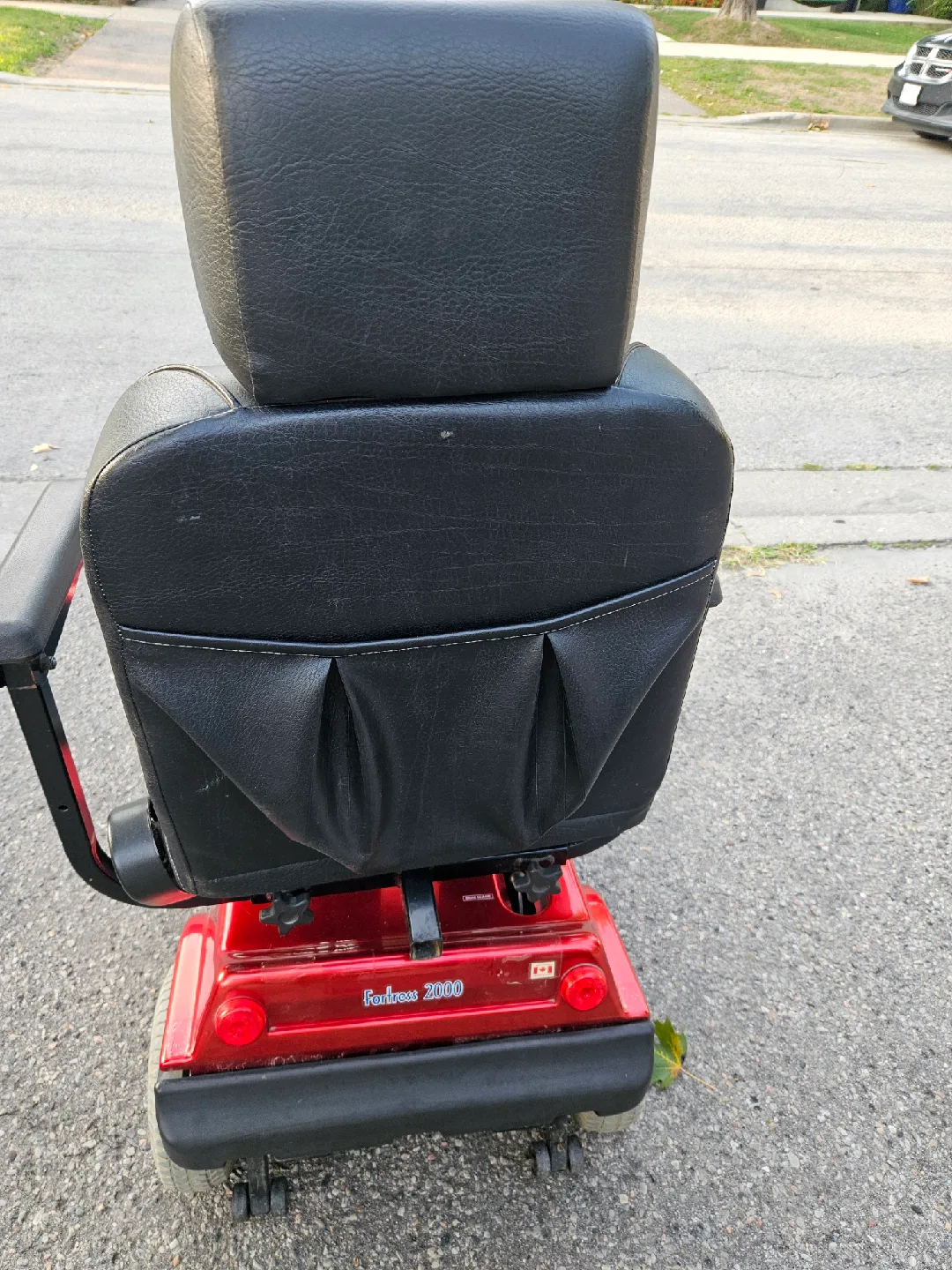 Red Electric 4 wheel Mobility Scooter with Basket image indicator(9)