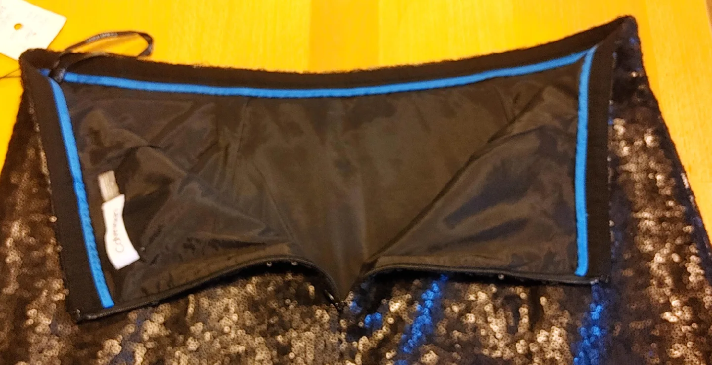 Calvin Klein Sequin Skirt - Size 14 image indicator(7)