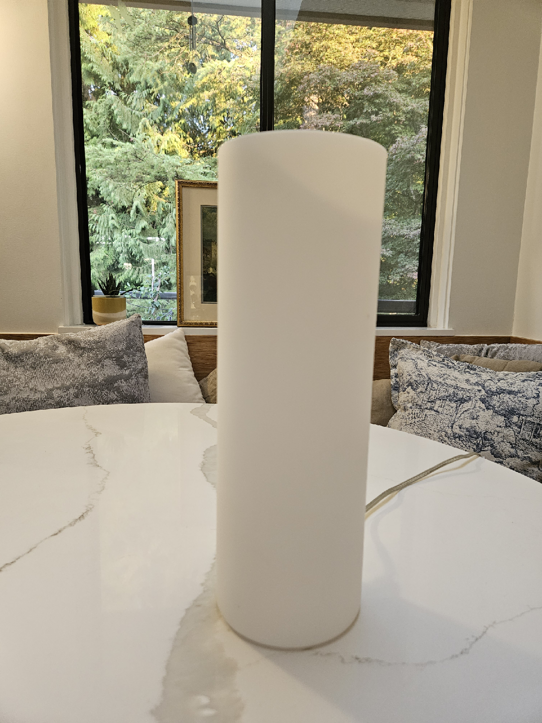 Modern White Glass Table Lamp - photo 2