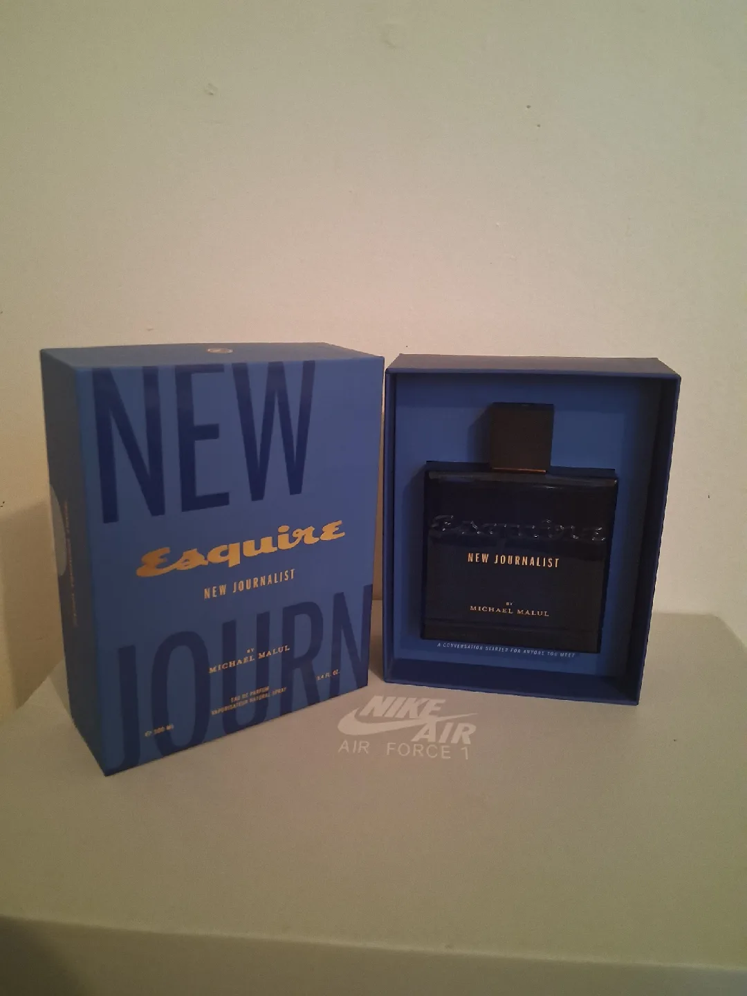 Esquire New Journalist Michael Malul 5.1oz image indicator(2)