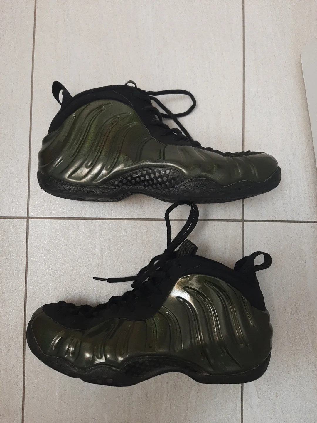 Nike Air Foamposite One Olive Green thumbnail