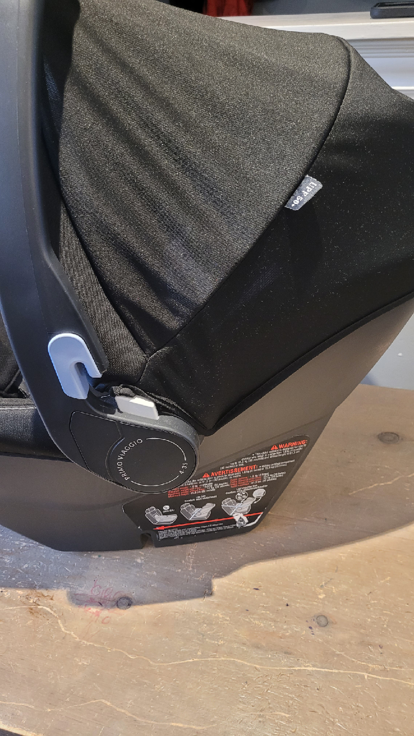 Peg Perego Infant Car Seat & Base - photo 4