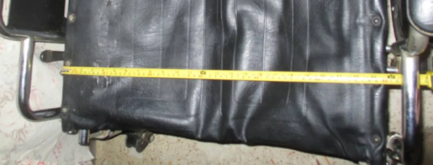 Drive Black Wheelchair Wide 24" Seat image indicator(10)