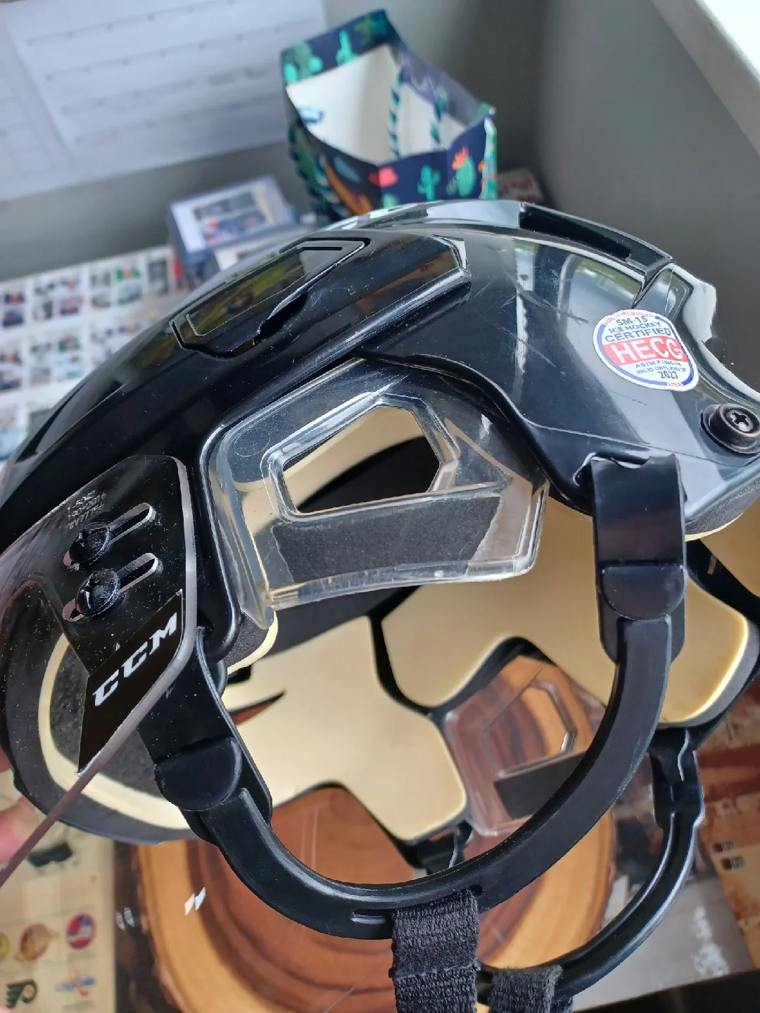 CCM Hockey Helmet with Visor - Black M | rarely worn image indicator(8)