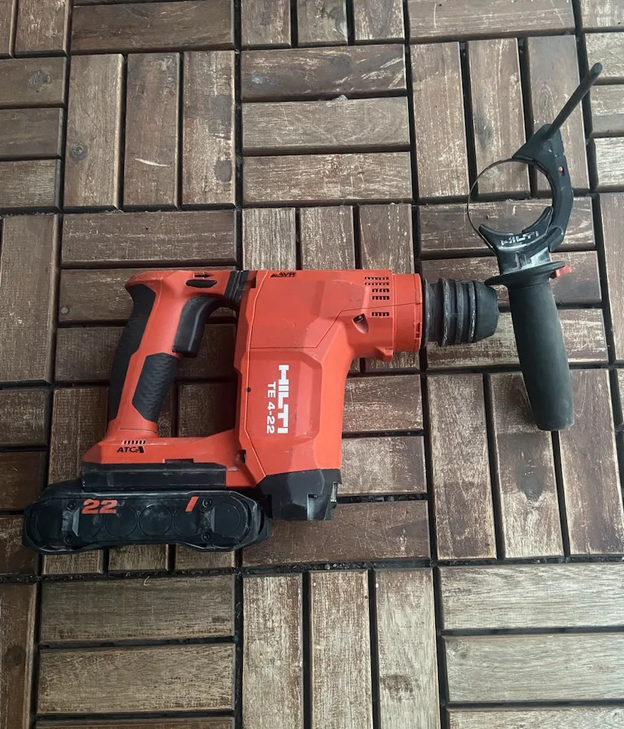 Hilti TE 4-22 Cordless Rotary Hammer Drill