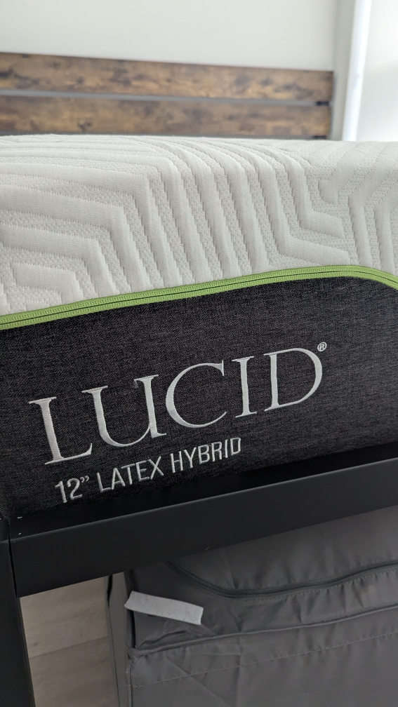 Lucid 12" Latex Hybrid Mattress- PET/SMOKE FREE HOME