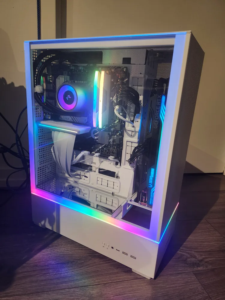 Gaming PC, RTX 3070 Ti, Core i5 14400F, Brand New! image indicator(8)