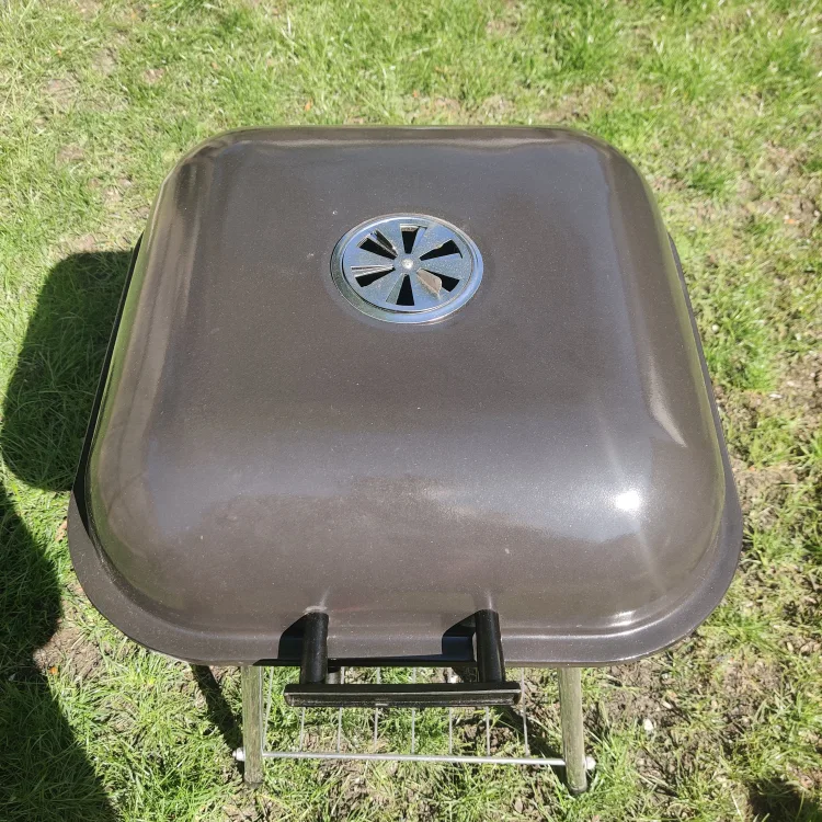 Portable Charcoal BBQ Grill image indicator(3)