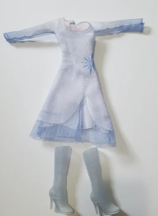 Frozen 2 Doll Outfits with shoes image indicator(2)