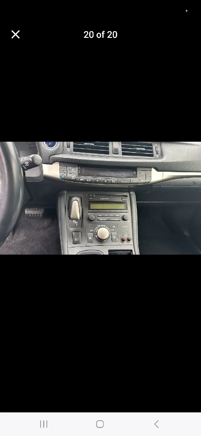 2015 Lexus CT 200h Hatchback image indicator(2)