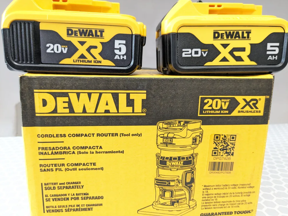 20V Max DeWalt XR Compact Router + 5AH XR Battery- 2 Pack image indicator(3)