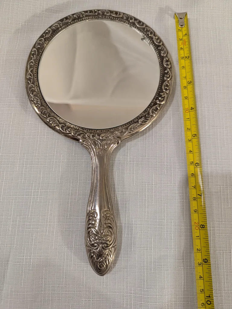 Vintage Ornate Handheld Mirror image indicator(2)