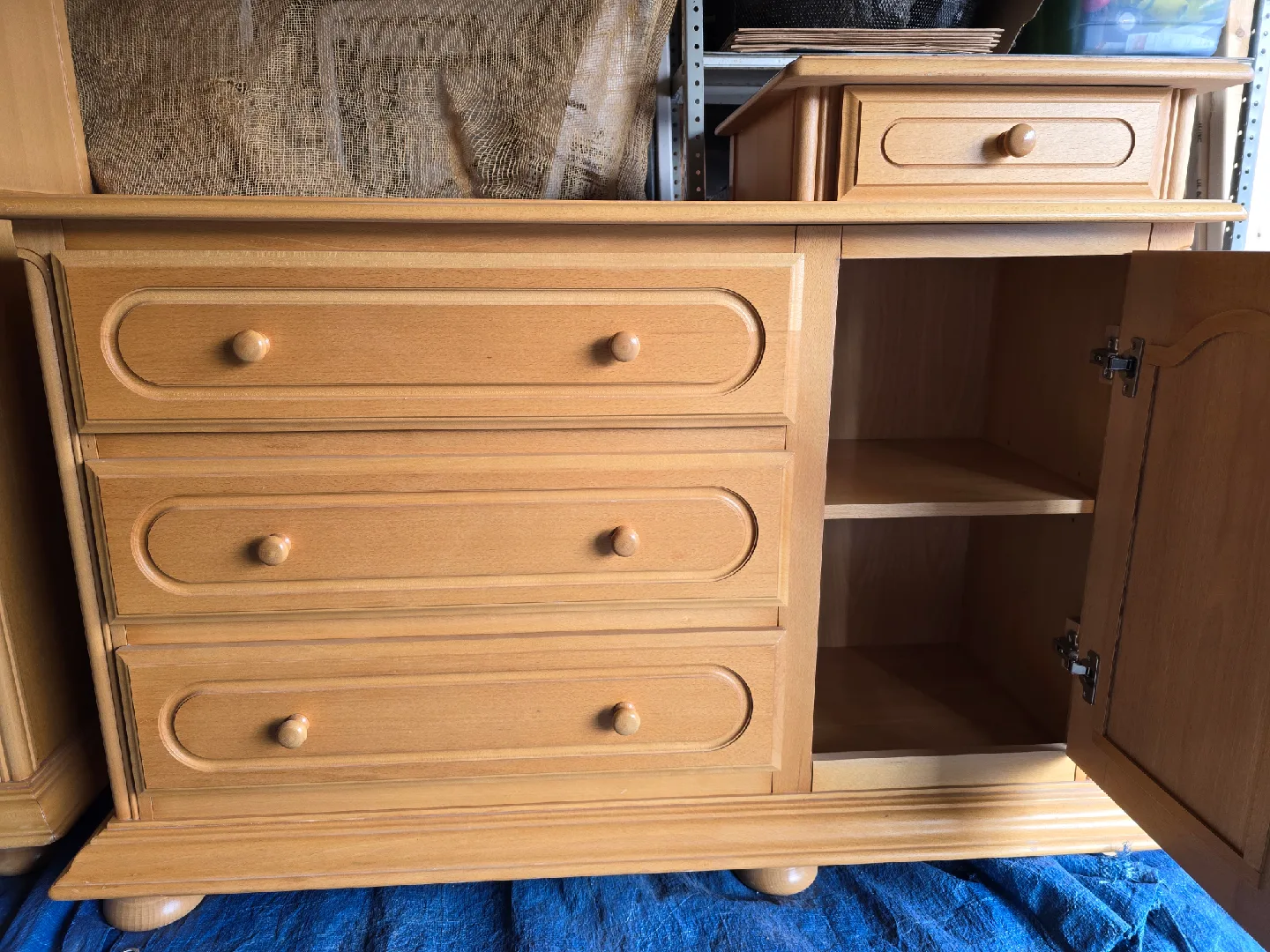 Solid Wood Armoire image indicator(4)