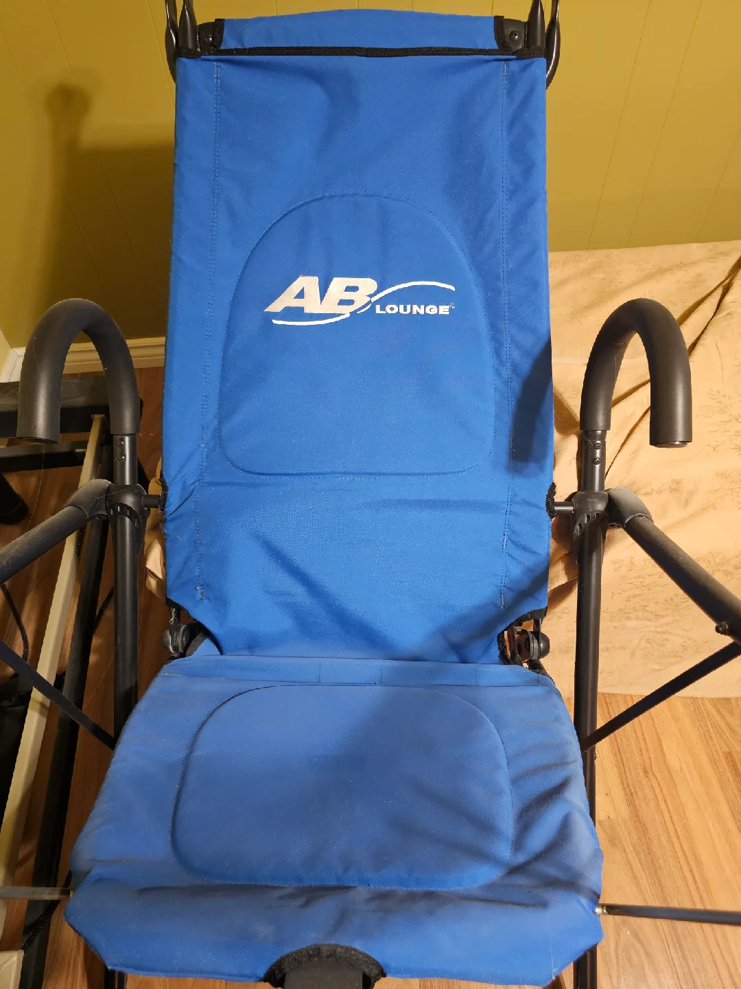 AB Lounge Exercise Chair thumbnail