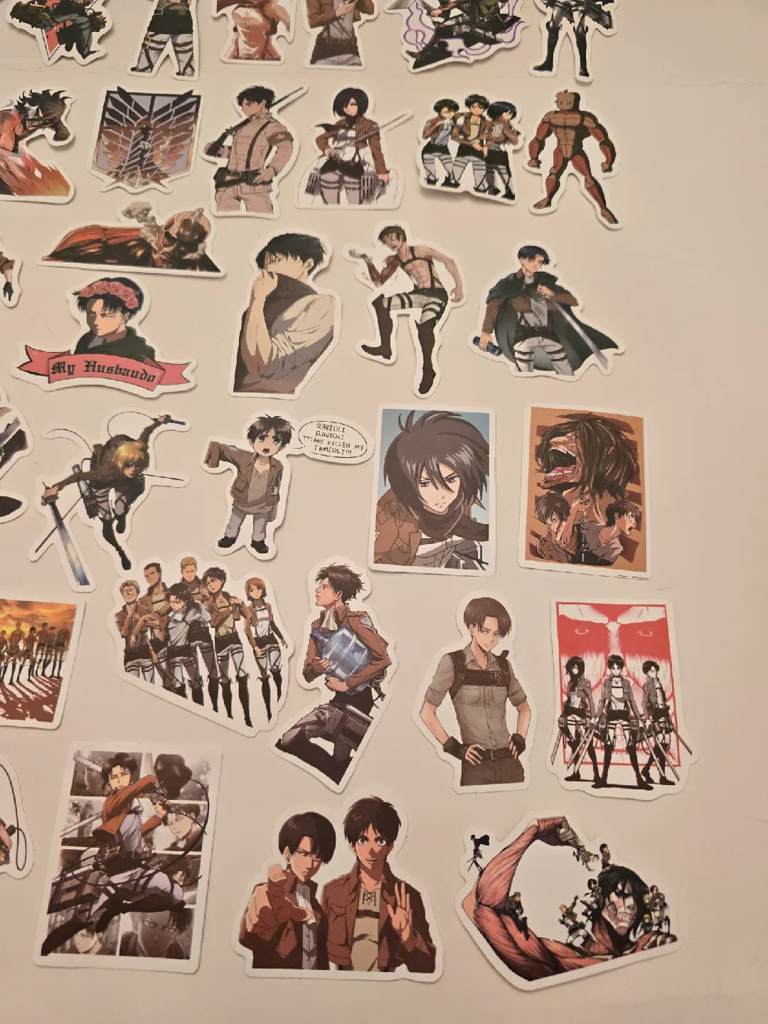 Attack on Titan Vinyl Stickers image indicator(4)