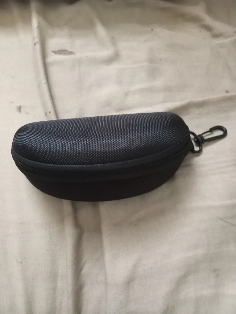 LILIT-01 South Korean Sunglasses With Case image indicator(3)