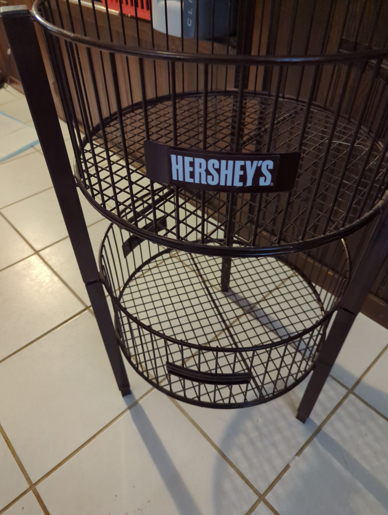 Hershey's 2-Tier Metal Basket Stand