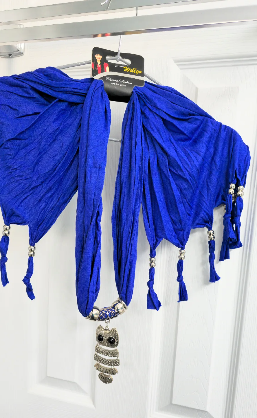 Women's Owl Pendant Scarf image indicator(4)